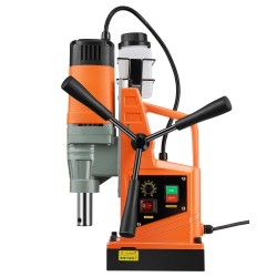 Magneettiporakone 1550 wattia kannettava kierrosnopeus 0–500 13000 newtonin magneettivoima 50 millimetrin poraushalkaisija