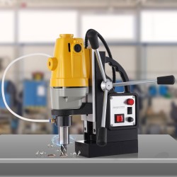 Magneettipylväsporakone 1100 wattia 12000 newtonin magneettivoima 40 millimetrin poraushalkaisija 6 onttoa poranterää