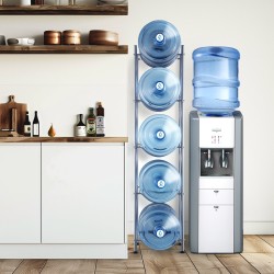 Vesikanisteriteline rautainen viisi tasoa viidelle kanisterille yksirivinen säädettävillä jaloilla ruosteenkestävä pinta hopea