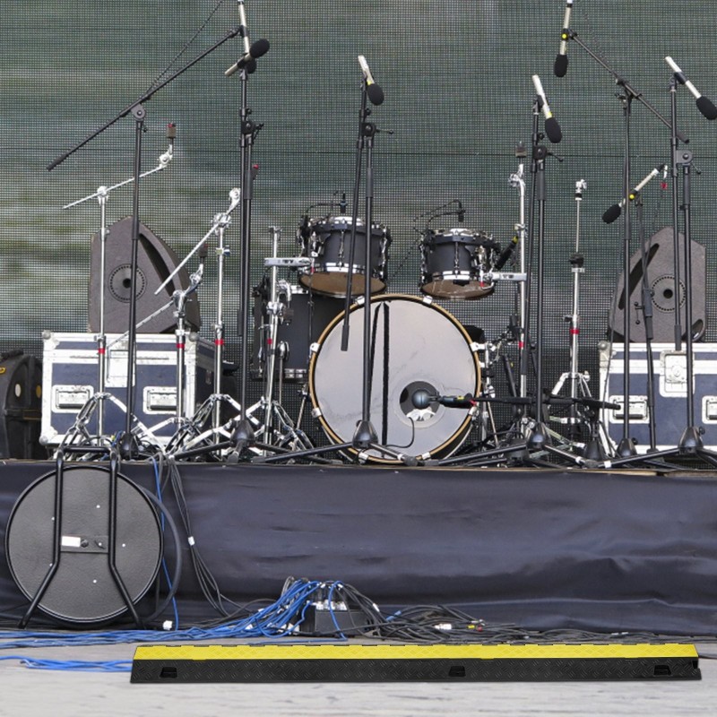 Kaapelinsuojaramppi 2-kanavainen TPU-runko TPR-kansi 91,8x25x4,3 cm 10000 kg/akseli