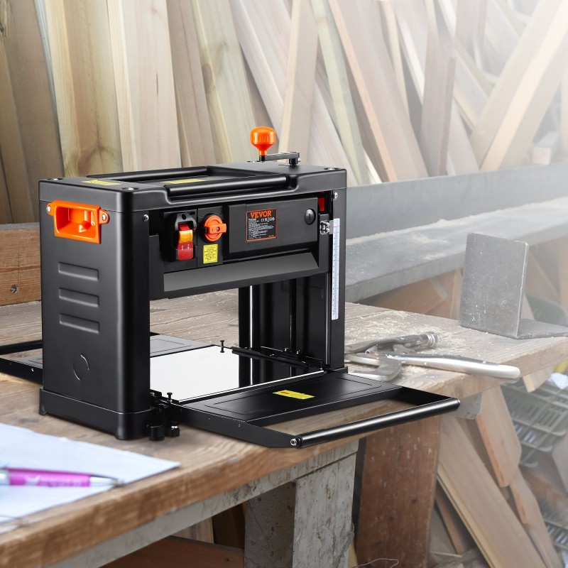 Pöytämallinen paksuushöylä 33 cm työpöytä 30,5 cm syöttöpöytä 2000 watin kolmiteräinen kaksinopeuksinen