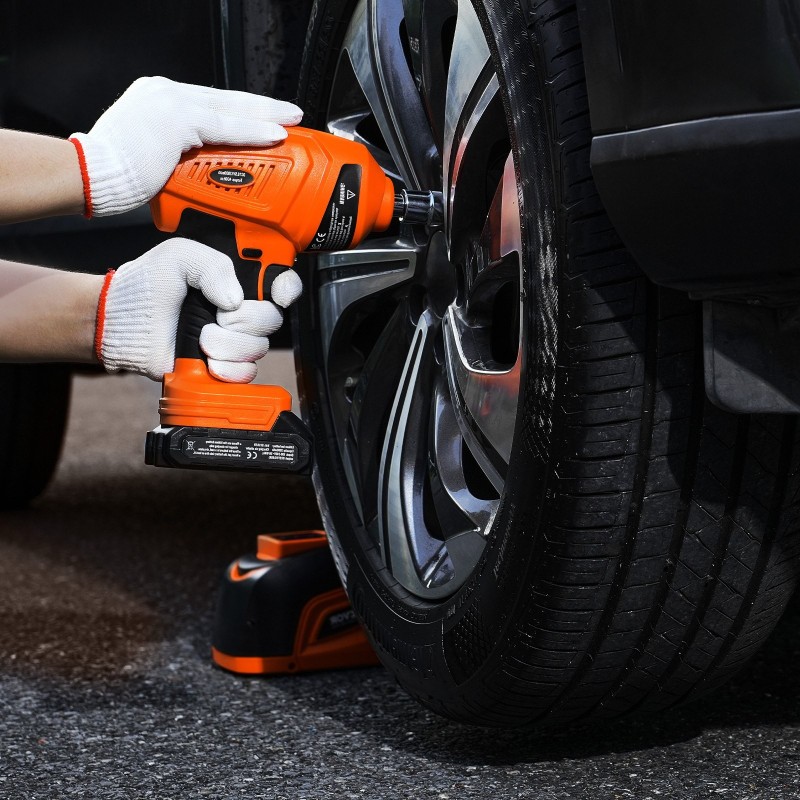 Sähköinen viiden tonnin saksitunkki ja mutterinväännin kirkkaalla LED-valolla työkalulaukulla kauko-ohjauksella