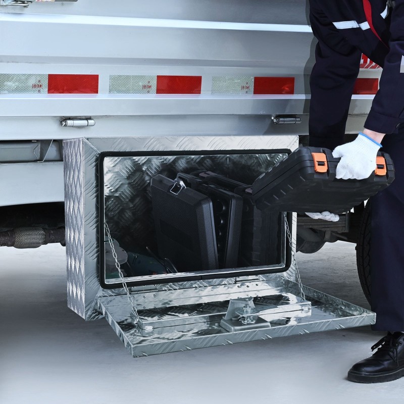 Alakoriin asennettava alumiininen kuviolaatta säilytyslaatikko 610×430×460 mm lukolla ja avaimilla