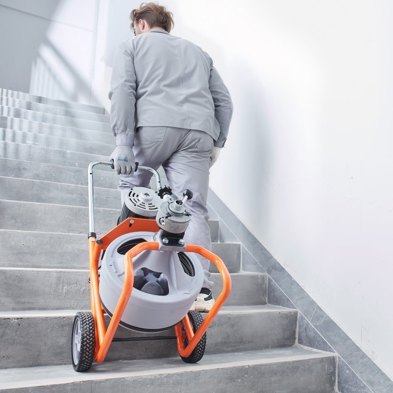 Sähkökäyttöinen viemärinavauskone 75 jalan 3/8 tuuman teräskaapelilla 2–4 tuuman putkille 8 leikkuuterällä