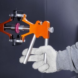 Lommonpoistosarja auton koripeltien pienille ja keskisuurille lommille alumiini kumi vetäjillä kuumaliimapistoolilla