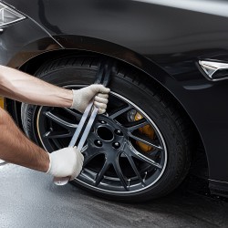 Lommonpoistosarja maalipintaa säästävä seitsemällä alumiinisella vaihtopäällä kaarevalla tangolla ilmatyynyllä ja kumivasaralla