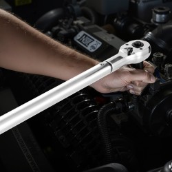 Momenttiavain seosteräs 3/4 tuuman vetoneliö 136–814 Nm auton korjaukseen