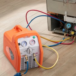 Kylmäaineen talteenottokone 1 hv kaksoissylinterillä 220–240V kannettava höyry- ja nestemäisille kylmäaineille