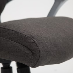 Ergonominen toimistotuoli keinumekanismilla ja korkeussäädöllä - mukava kangas