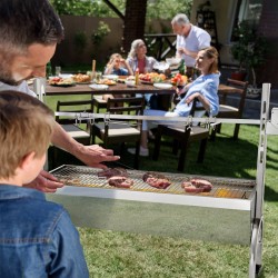 Pyörivä paistogrilli ruostumatonta ja sinkittyä terästä säädettävä vartaan korkeus lukittavat pyörät