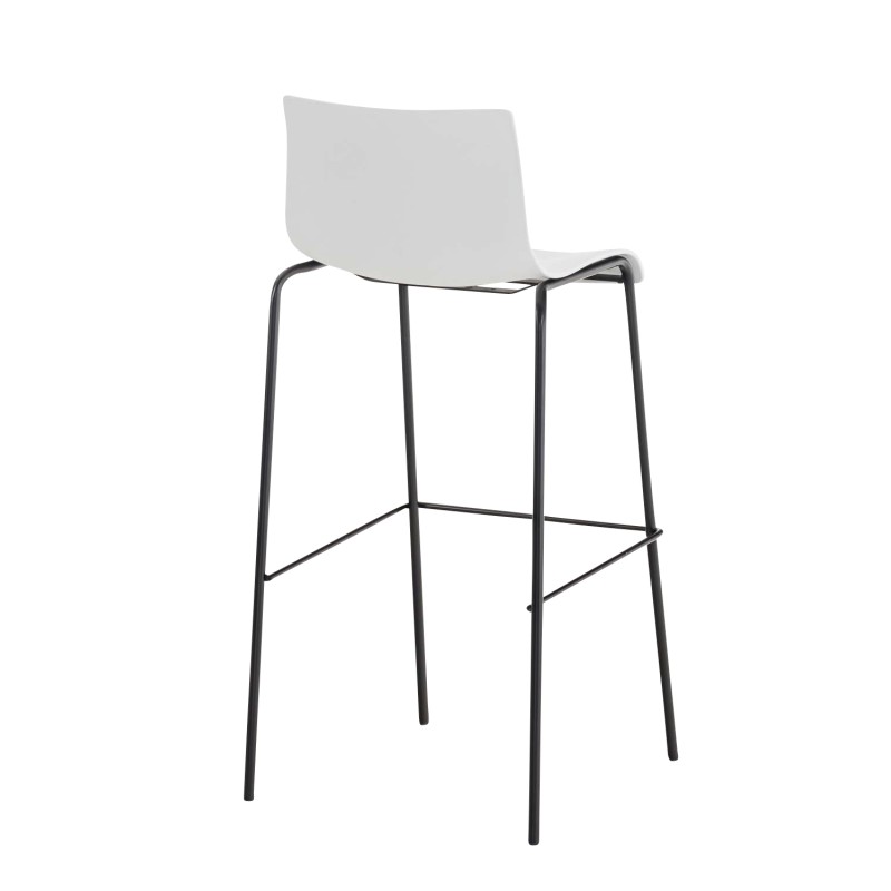 Moderni baarijakkara ergonomisella istuimella ja metallijalustalla