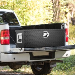 Alumiiniseoksinen työkalulaatikko timanttikuvioitu lukollinen kansi 2 avainta 64 l musta