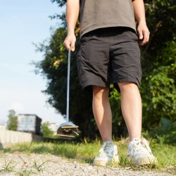 Käsikäyttöinen magneettikeräin 15,9 kg vetovoima säädettävä teleskooppivarsi 210–845 mm ergonominen kahva