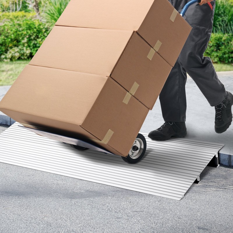 Kynnysramppi alumiiniseoksesta korkeus 5,1 senttimetriä 362,8 kilogrammaa kantavuus säädettävä modulaarinen