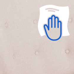 Moderni keinutuoli mukavalla istuimella ja puisilla jalaksilla