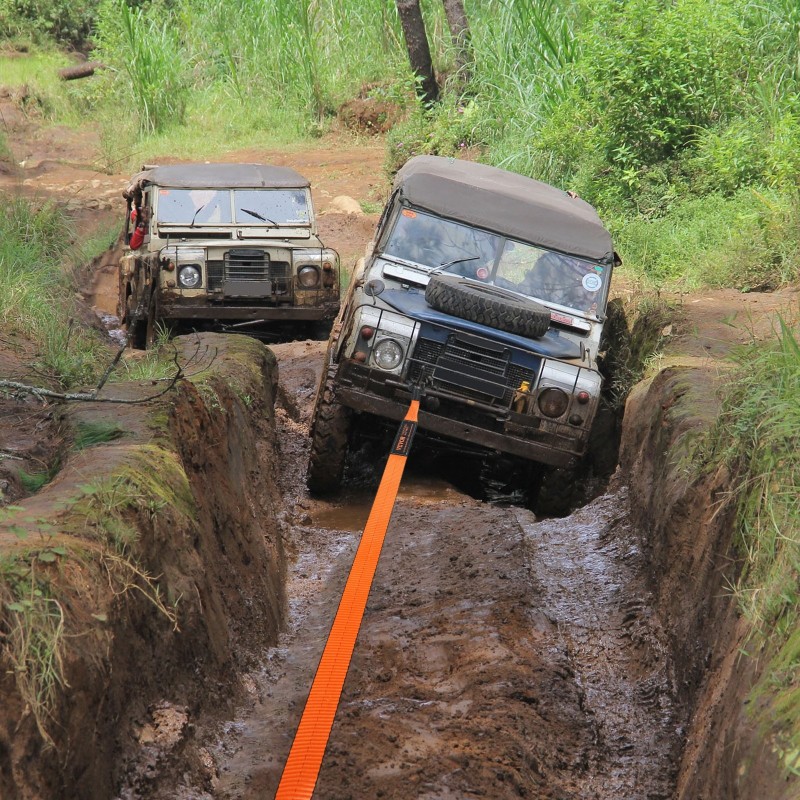 Maastoajoneuvojen talteenottosarja polyesteri hinausliina 7,6 x 914,4 cm 2 D-rengassakkelia väkipyörä