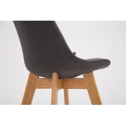 Tyylikäs baarituoli tammirungolla ja pehmustetulla istuimella