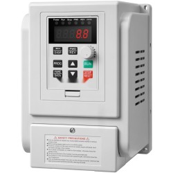 Taajuusmuuttaja 2,2 kW 10 A 3 hv 3-vaihemoottorille 220–240 V