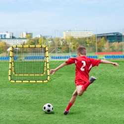 Jalkapallon palautusverkko rautaputkesta 40×35×37 tuumaa säädettävä taittuva kevyt maakiiloilla
