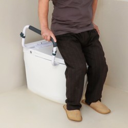 Wc-turvakaide teräs säädettävä leveys 410–510 mm pehmustetut käsinojat 136 kg helppo asennus