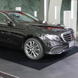 Autotallin lattiamatto huopa ja TPE 2,69 x 6,71 m vesitiivis