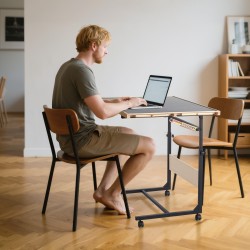 Palapelipöytä mänty 1500 palan 86x63 cm pyörillä säädettävällä korkeudella 4 vetolaatikkoa