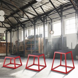 Teräsinen plyobox-setti kolmella korkeudella 12 18 ja 24 tuumaa liukuestopinnalla punainen