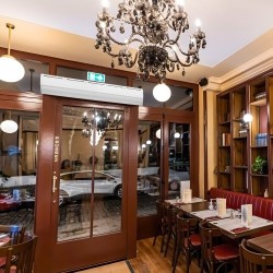 Ilmasuoja 1,5 m sisäkäyttöön seinälle asennettava ilman lämmitystä 2 nopeutta 2547 m³/h