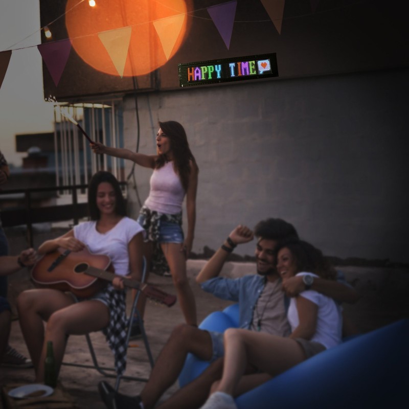 LED-mainoskyltti ohjelmoitava täysvärinen P5 vierivä 83,5x20 cm Bluetooth-sovellus