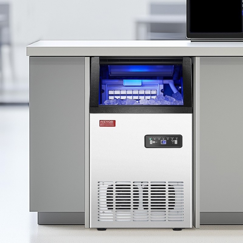 Vapaasti seisova kaupallinen jääpalakone ruostumaton teräs 38 kg vuorokaudessa 40 jääpalaa