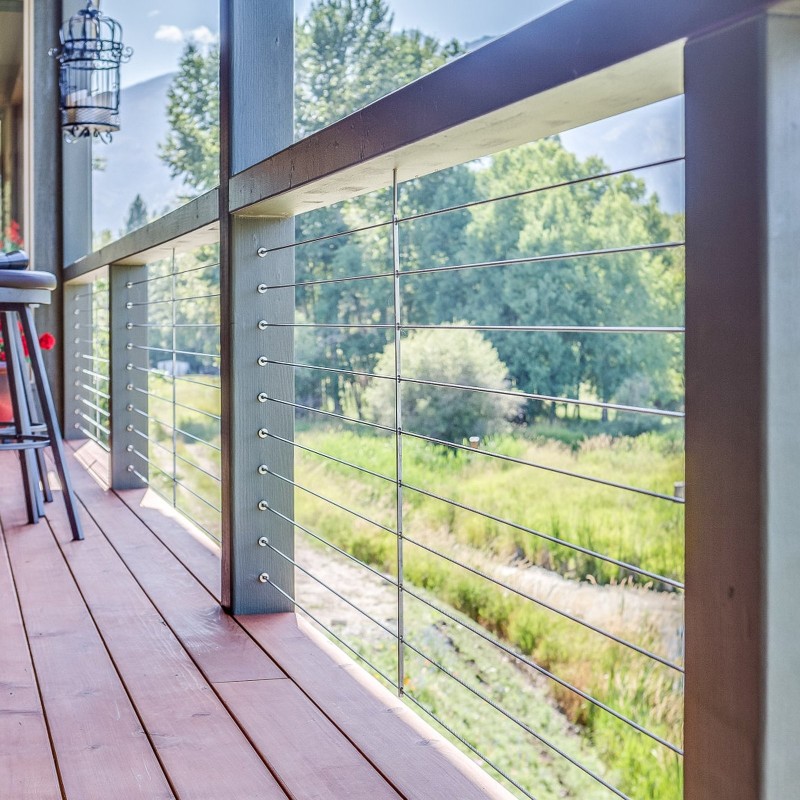 Kaapelikaidepakkaus ruostumatonta terästä 3,2 mm 51 kappaletta mustilla kiristimillä vaakatolppien reikiin