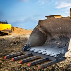 Puristettavat roskahaarukat 48 tuuman kauhaan Q235 seosteräs 1200 kg