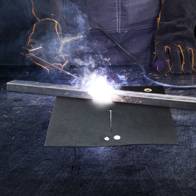 Hitsaussuojahuopa hiilikuituinen 305x305 mm 3 mm 982°C putkille metallirenkailla