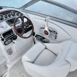 Sivukiinnitteinen veneen ohjainlaatikko Yamaha 4-tahti alumiiniseosrunko trimmikytkin 10-napainen johdinsarja turvahihna