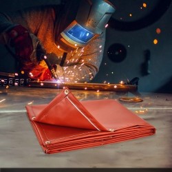 Hitsausnäyttö metallikehyksellä liekinestokäsitelty vinyyli 6 x 8 jalkaa 4 pyörää 2 lukittavaa