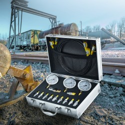 Hydrauliikkapaineen testisarja 3 painemittaria 11 testiliitintä 3 testiletkua 250 400 600 bar