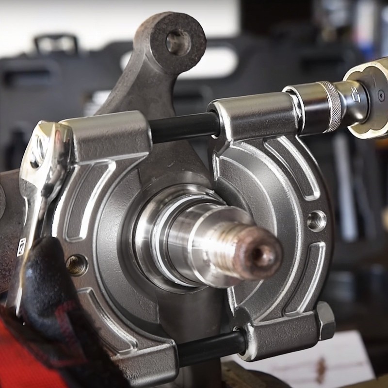 Laakerinvetosarja 14-osainen karkaistu teräs 50 mm ja 70 mm leuat 5 tonnia