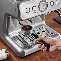 Espressokone kahvimyllyllä 30 asetusta 15 bar PID höyrysuutin 2,8 l vesisäiliö