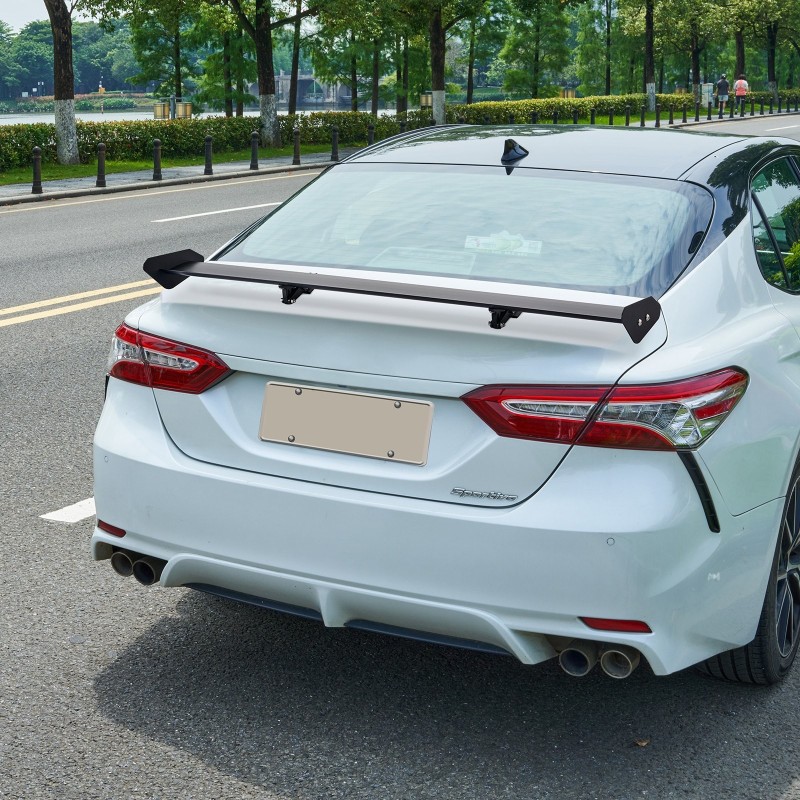 Takaspoileri alumiiniseos 1100 mm yksitasoinen mattamusta säädettävä sedaneihin ja coupéihin