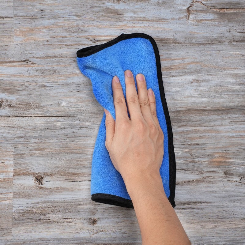 Itsekiinnittyvät vinyylilaatat 36 kpl 914 x 152 mm 0,62 mm puujäljitelmä keittiöihin