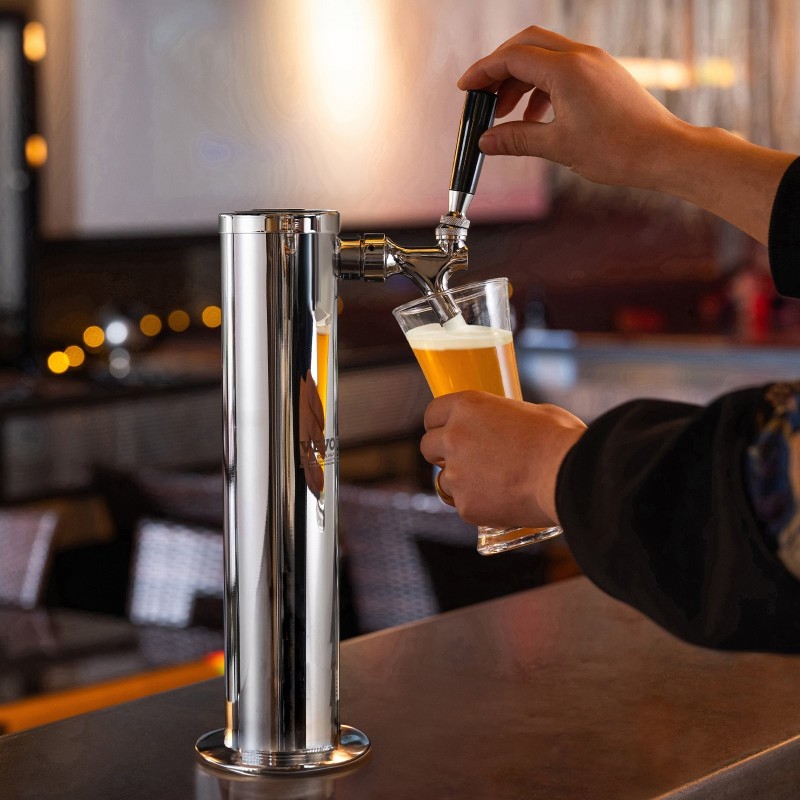 Yksihanan ruostumattomasta teräksestä valmistettu hanatorni itsepalautuvalla kromatulla messinkihanalla esiasennetulla 5 jalan