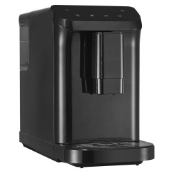 Täysautomaattinen espressokone sisäänrakennetulla myllyllä 15 tasoinen jauhatus 15 barin paine 1 5 l vesisäiliö