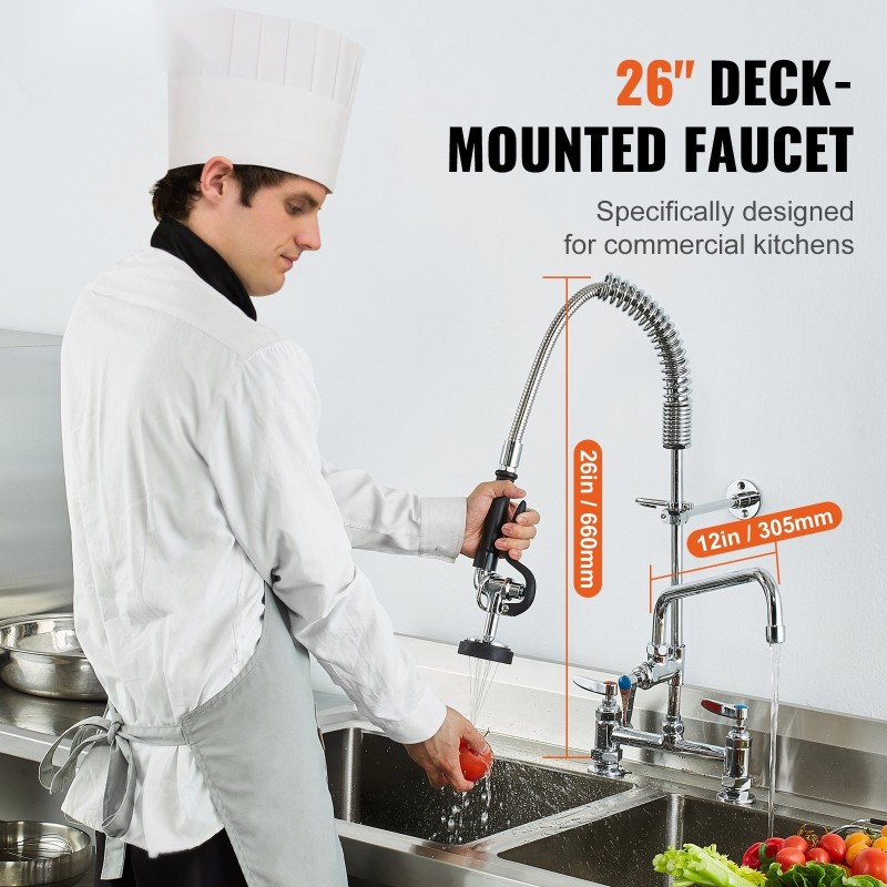 Keittiöhana messinkinen 66 senttimetriä korkea esihuuhteluruiskulla 30,5 senttimetriä kääntyvällä juoksuputkella