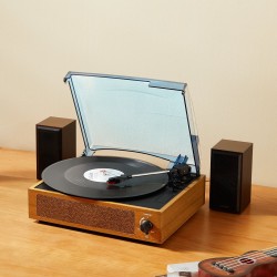 Hihnavetoinen kolminopeuksinen levysoitin 7/10/12 tuuman levyille sisäänrakennetulla kolmen watin kaiuttimella Bluetoothilla