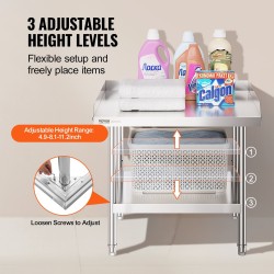 Työpöytä ruostumattomasta teräksestä 610x711x660 mm roiskesuojalla säädettävät hyllyt