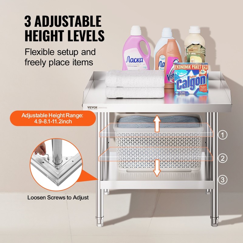 Työpöytä ruostumattomasta teräksestä 610x711x660 mm roiskesuojalla säädettävät hyllyt