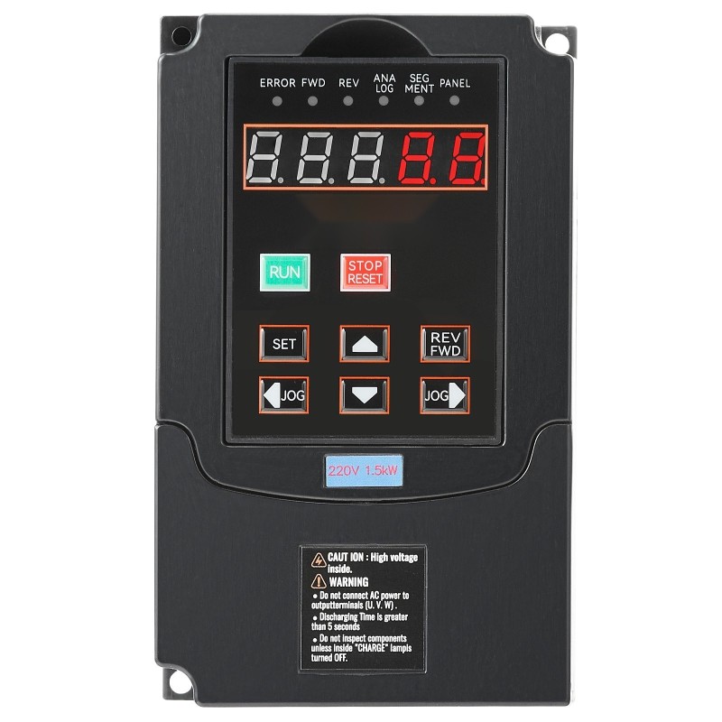 Taajuusmuuttaja 1,5 kW 7,5 A 220V sisääntulo 220V kolmivaiheinen ulostulo 0–400 Hz