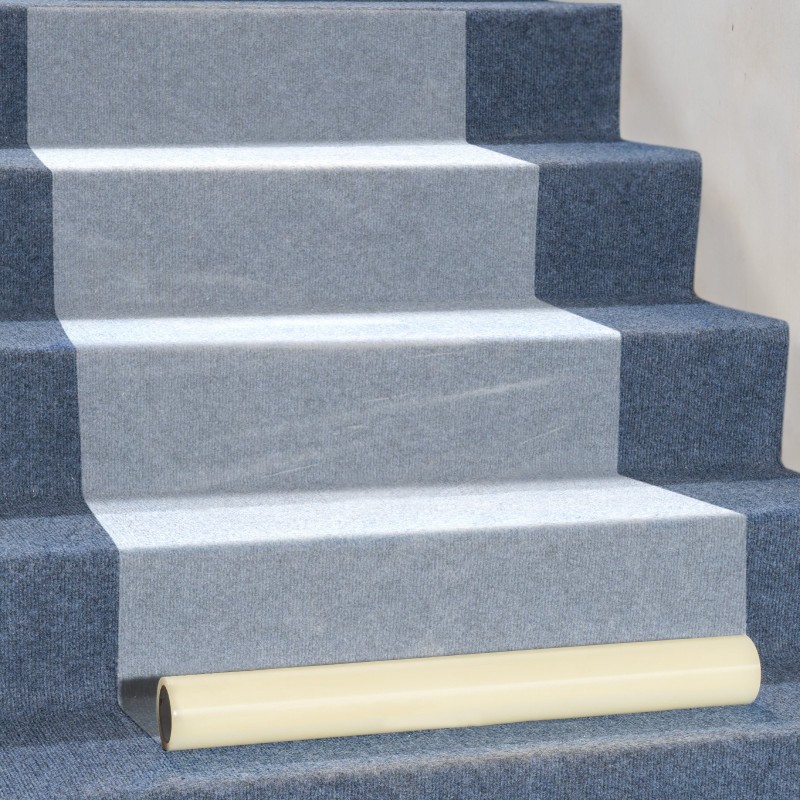 Itsekiinnittyvä polyeteeninen matonsuojakalvo noin 61 cm leveä 30,48 m rakentamiseen ja remonttiin