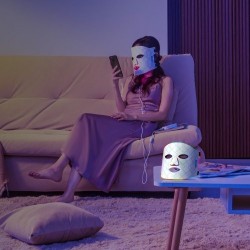 LED-valoterapia-naamio silikoni kasvoille seitsemänvärinen 850 nm lähi-infrapunavalo johdoton