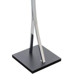 Tyylikäs vaatepalvelija metallista ja puusta monipuoliseen säilytykseen